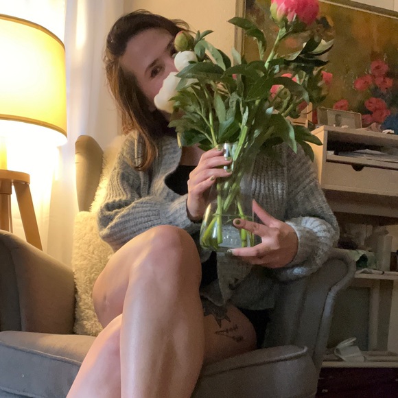 Meet C πβ¨ππ»ββοΈ - Picture 2 of 3